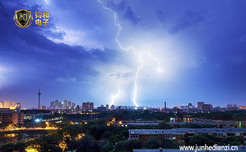 鈞和電子分享學校防雷工程的重要方面