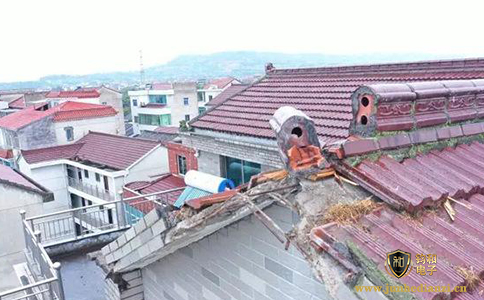 鈞和電子分享紹興一處民宅遭雷擊