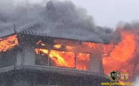鈞和電子分享越南一酒店遭雷擊起火